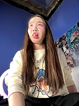 Asianpie  online show from 09/09/25, 12:21