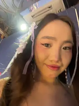 Asianpie  online show from 02/15/26, 12:40