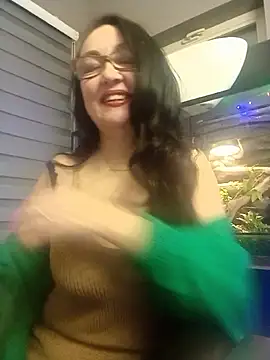 CamilleDesire online show from 12/18/24, 04:39