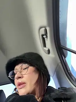 Snapshot of RinaCat chatting on 03/09/26, 05:44 RinaCat online show from 03/09/26, 05:44