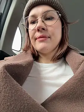 Snapshot of RinaCat chatting on 03/23/26, 05:44 RinaCat online show from 03/23/26, 05:44