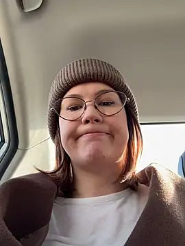 Snapshot of RinaCat chatting on 03/24/26, 05:34 RinaCat online show from 03/24/26, 05:34