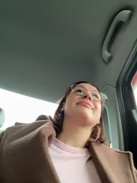 Snapshot of RinaCat chatting on 03/26/26, 05:13 RinaCat online show from 03/26/26, 05:13