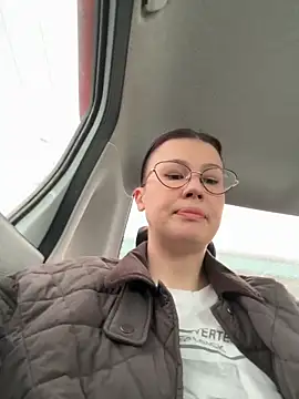 Snapshot of RinaCat chatting on 04/07/26, 05:52 RinaCat online show from 04/07/26, 05:52