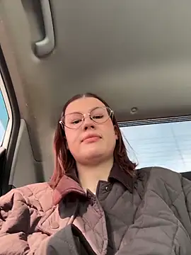 Snapshot of RinaCat chatting on 04/11/26, 05:12 RinaCat online show from 04/11/26, 05:12