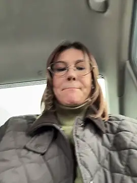 Snapshot of RinaCat chatting on 04/12/26, 06:07 RinaCat online show from 04/12/26, 06:07