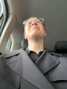 Snapshot of RinaCat chatting on 04/13/26, 06:19 RinaCat online show from 04/13/26, 06:19