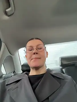 Snapshot of RinaCat chatting on 04/21/26, 05:25 RinaCat online show from 04/21/26, 05:25