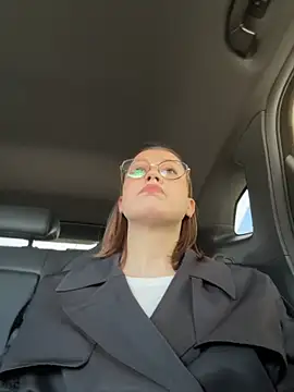 Snapshot of RinaCat chatting on 04/25/26, 05:54 RinaCat online show from 04/25/26, 05:54