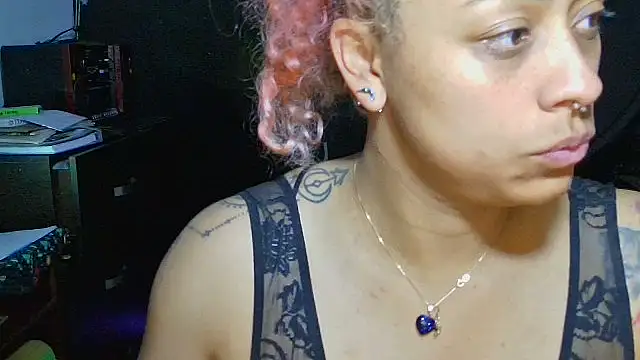 Snapshot of Cata_Blue__ chatting on 02/06/26, 03:37 Cata Blue online show from 02/06/26, 03:37