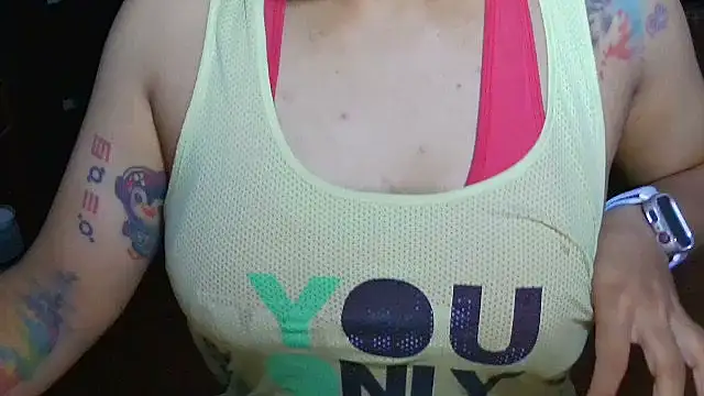 Snapshot of Cata_Blue__ chatting on 02/20/26, 01:55 Cata Blue online show from 02/20/26, 01:55