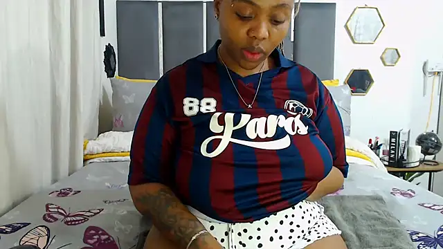 IceBellaCane313 online show from 09/12/25, 12:55