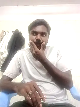 TamizhanKishwin7 online show from 10/25/25, 10:56