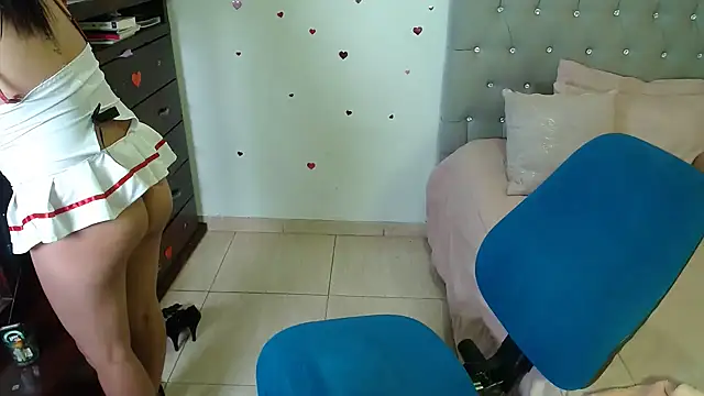 Snapshot of Georgina_Copper chatting on 03/18/25, 02:26 Georgina Copper online show from 03/18/25, 02:26