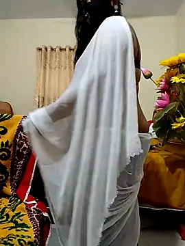 Snapshot of Ameera19 chatting on 02/22/25, 07:36 Ameera19 online show from 02/22/25, 07:36