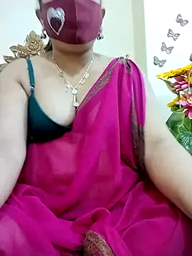 Snapshot of Ameera19 chatting on 02/23/25, 10:31 Ameera19 online show from 02/23/25, 10:31