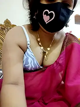 Snapshot of Ameera19 chatting on 03/10/25, 11:38 Ameera19 online show from 03/10/25, 11:38