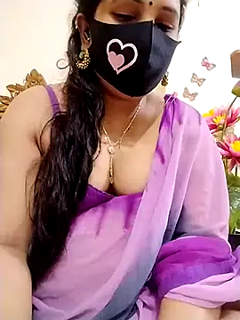 Snapshot of Ameera19 chatting on 03/13/25, 03:00 Ameera19 online show from 03/13/25, 03:00