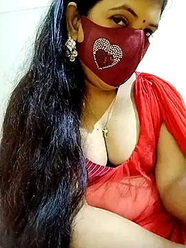 Snapshot of Ameera19 chatting on 09/15/25, 05:57 Ameera19 online show from 09/15/25, 05:57