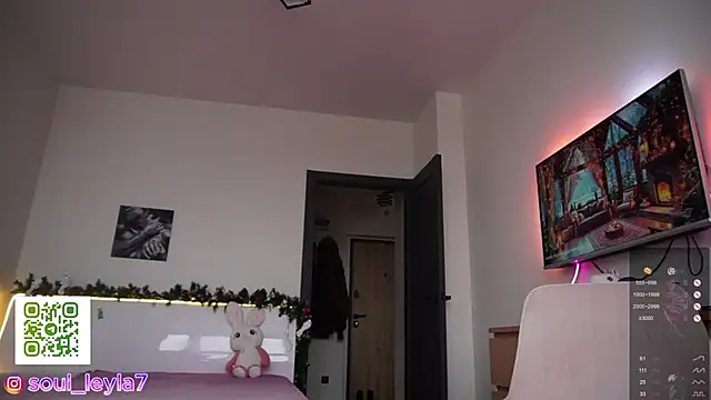 Sola LI online show from 12/15/25, 04:06