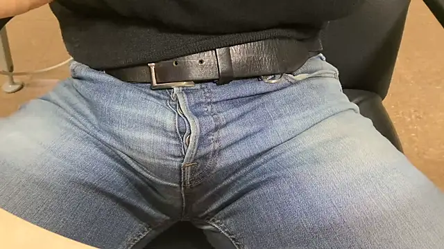 alessandroman2114 online show from 02/26/25, 05:39