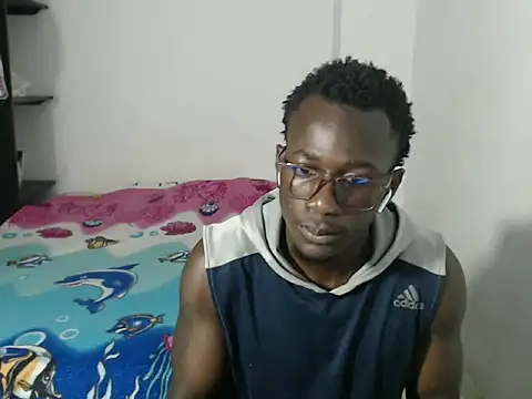 Snapshot of _Lowmaypalacios chatting on 03/19/26, 01:37 Lowmaypalacios online show from 03/19/26, 01:37