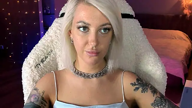 tykioty Miley online show from 11/27/25, 12:18