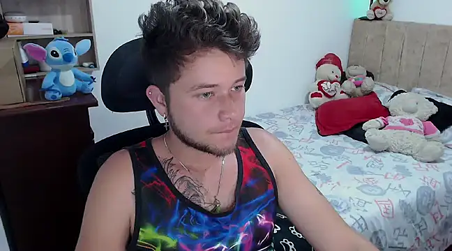 Snapshot of JOHANLEON1 chatting on 12/15/24, 06:07 JOHANLEON1 online show from 12/15/24, 06:07