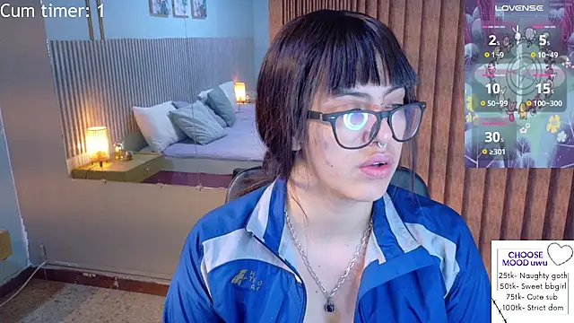 Snapshot of Eli666uwu chatting on 03/14/26, 10:32 Eli666uwu online show from 03/14/26, 10:32