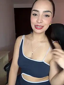 soy paulina online show from 10/28/25, 05:44