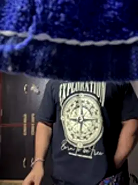 Snapshot of mrtoy121 chatting on 10/15/25, 06:30 mrtoy121 online show from 10/15/25, 06:30