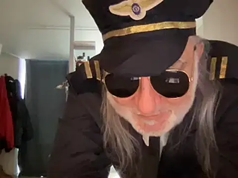 EroticVenetian online show from 02/27/25, 03:15