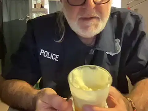 EroticVenetian online show from 03/05/25, 07:17