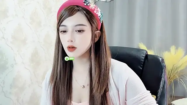 Snapshot of VIWVI chatting on 12/08/24, 08:09 VIWVI online show from 12/08/24, 08:09