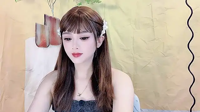 Snapshot of VIWVI chatting on 09/26/25, 03:43 VIWVI online show from 09/26/25, 03:43