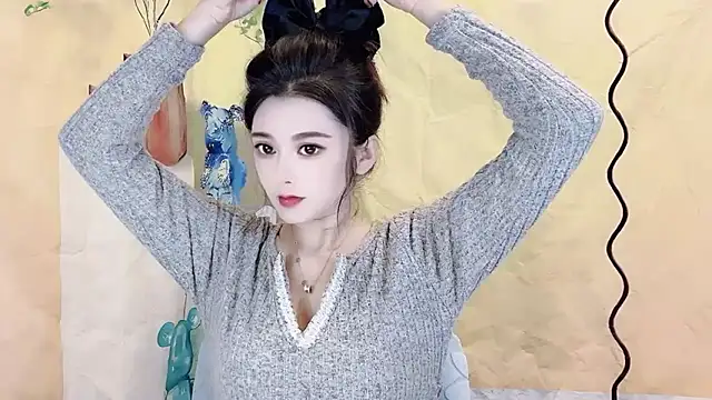 Snapshot of VIWVI chatting on 10/18/25, 06:48 VIWVI online show from 10/18/25, 06:48