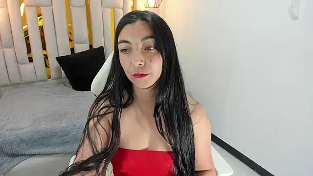 Karla hernandez  online show from 02/05/25, 11:02