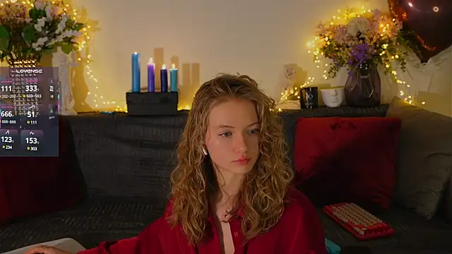 Snapshot of Alexandra_Demore chatting on 02/15/25, 04:14 Alexandra Demore online show from 02/15/25, 04:14