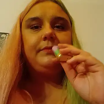 Snapshot of emmathegemma chatting on 10/19/25, 07:25 emmathegemma online show from 10/19/25, 07:25