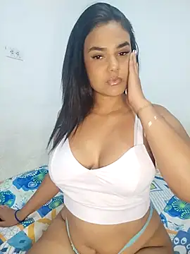 Snapshot of AntonellaShot chatting on 11/02/25, 07:38 AntonellaShot online show from 11/02/25, 07:38