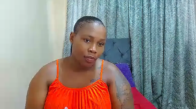 curvycloe1 online show from 01/17/25, 02:07