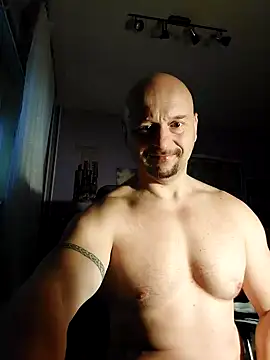 Snapshot of Sports-beast chatting on 12/09/24, 08:54 Sports-beast online show from 12/09/24, 08:54