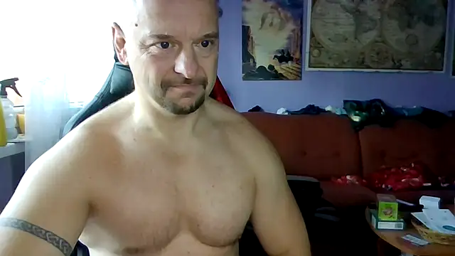 Snapshot of Sports-beast chatting on 11/12/25, 06:47 Sports-beast online show from 11/12/25, 06:47