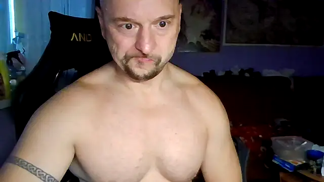 Snapshot of Sports-beast chatting on 11/26/25, 06:58 Sports-beast online show from 11/26/25, 06:58