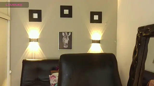 ashley Tompson1 online show from 02/06/25, 12:37