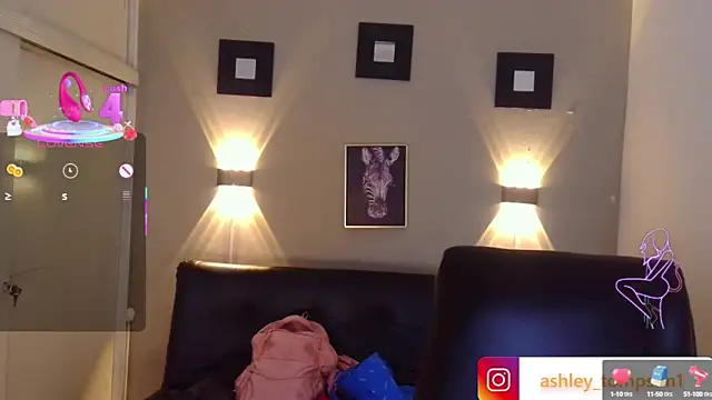 ashley Tompson1 online show from 03/04/25, 12:12