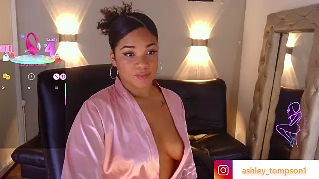 ashley Tompson1 online show from 03/11/25, 07:36