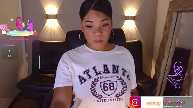 ashley Tompson1 online show from 03/17/25, 07:26