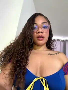 ashley Tompson1 online show from 10/10/25, 12:37