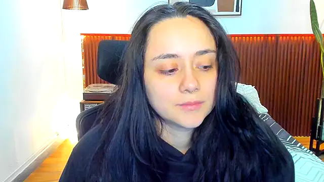 KatherineBond online show from 12/17/25, 07:31